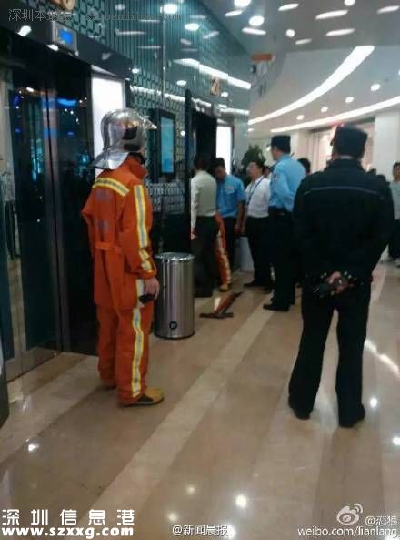 上海宝山万达电梯故障2人被困 事故电梯过维保期半年