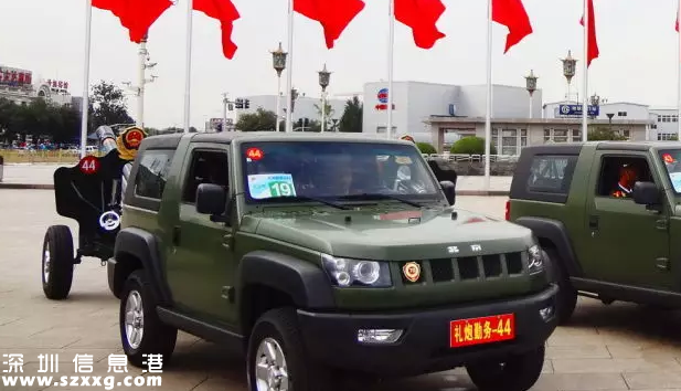 叫专车竟然来了辆阅兵车 神州专车9.3阅兵车登陆深圳(www.szxxg.com)