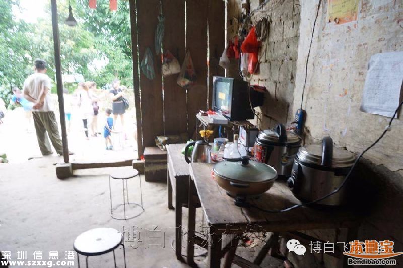21年生15个小孩 穷到自己在家剪胎盘脐带(图)