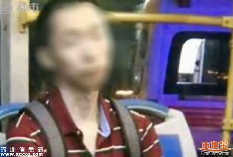 深圳220路公交司机被暴打 打人者:本来就不想活了
