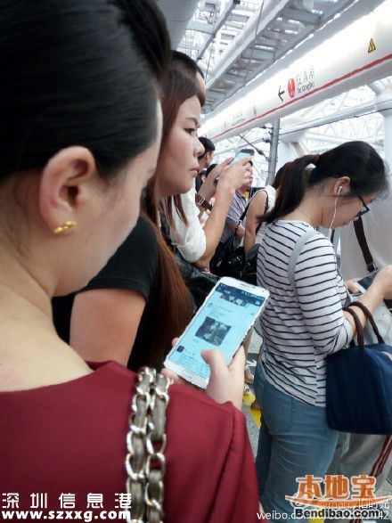 深圳地铁4号线因供电故障停运 大批乘客滞留
