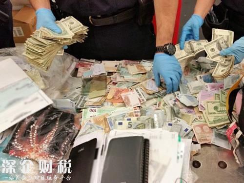 华裔入美遭查现金 海关被指区别执法故意找茬